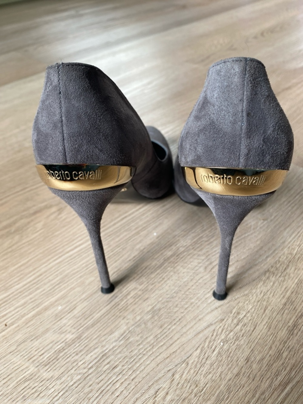 Roberto Cavalli Suede Pointed Toe Pumps Gray Gold Heel Detail Made in Italy - Picture 4 of 10